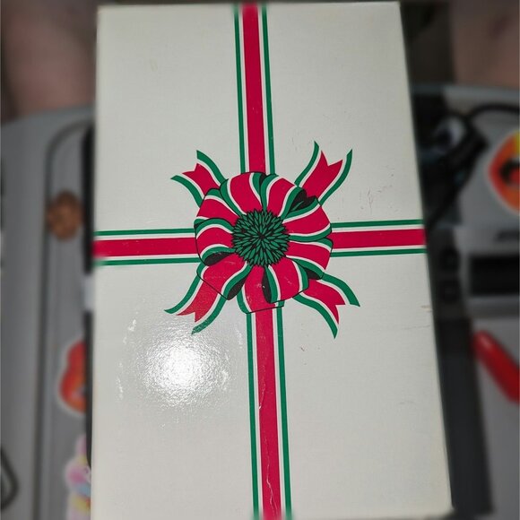 Vtg Avon Holiday Candle Dish With Floral Medley Taper Candle & Wreath - Picture 7 of 7